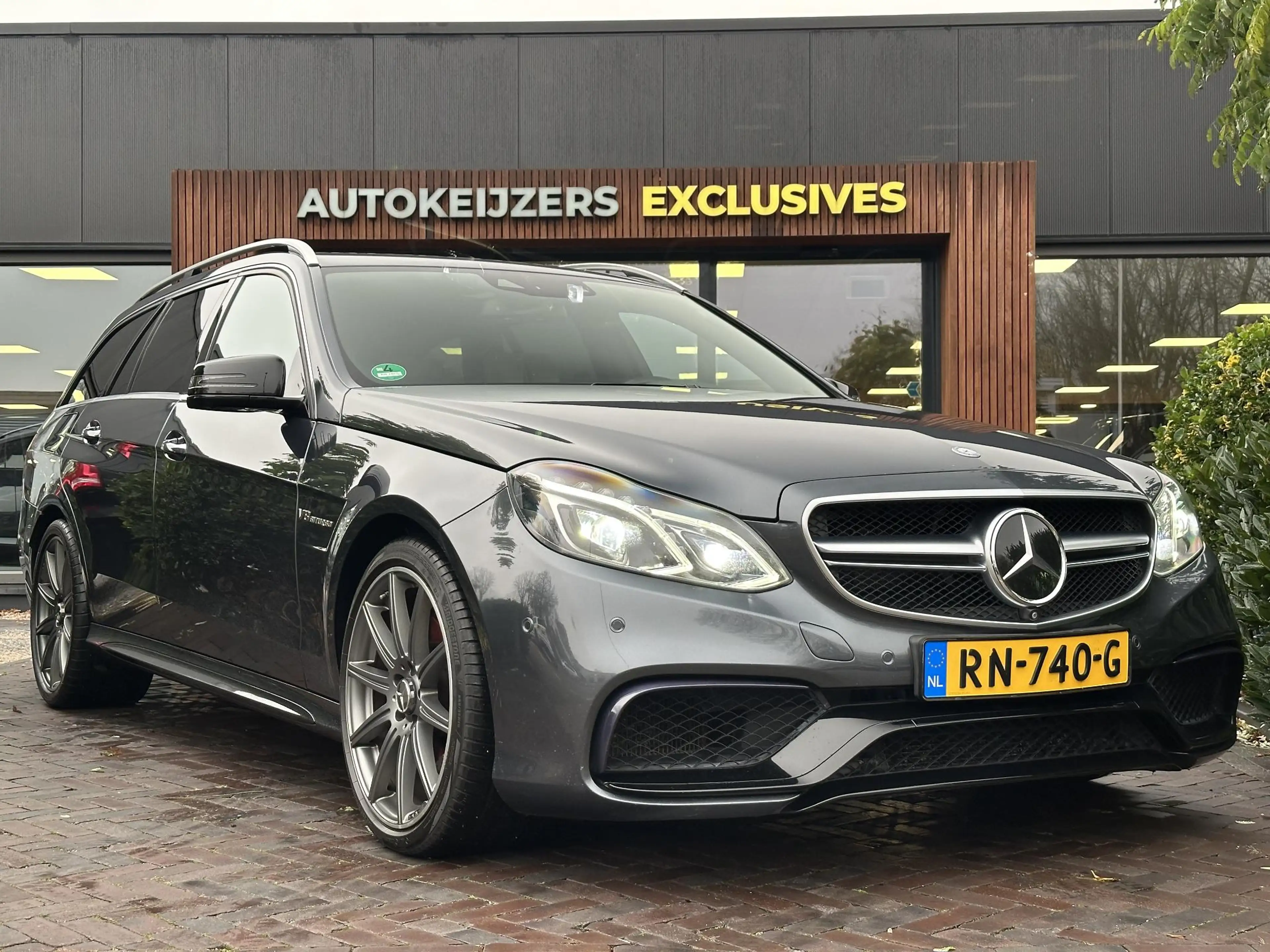Mercedes-Benz E 63 AMG Estate S 4MATIC Adapt. Cruise B&O Nappa Leder Mult
