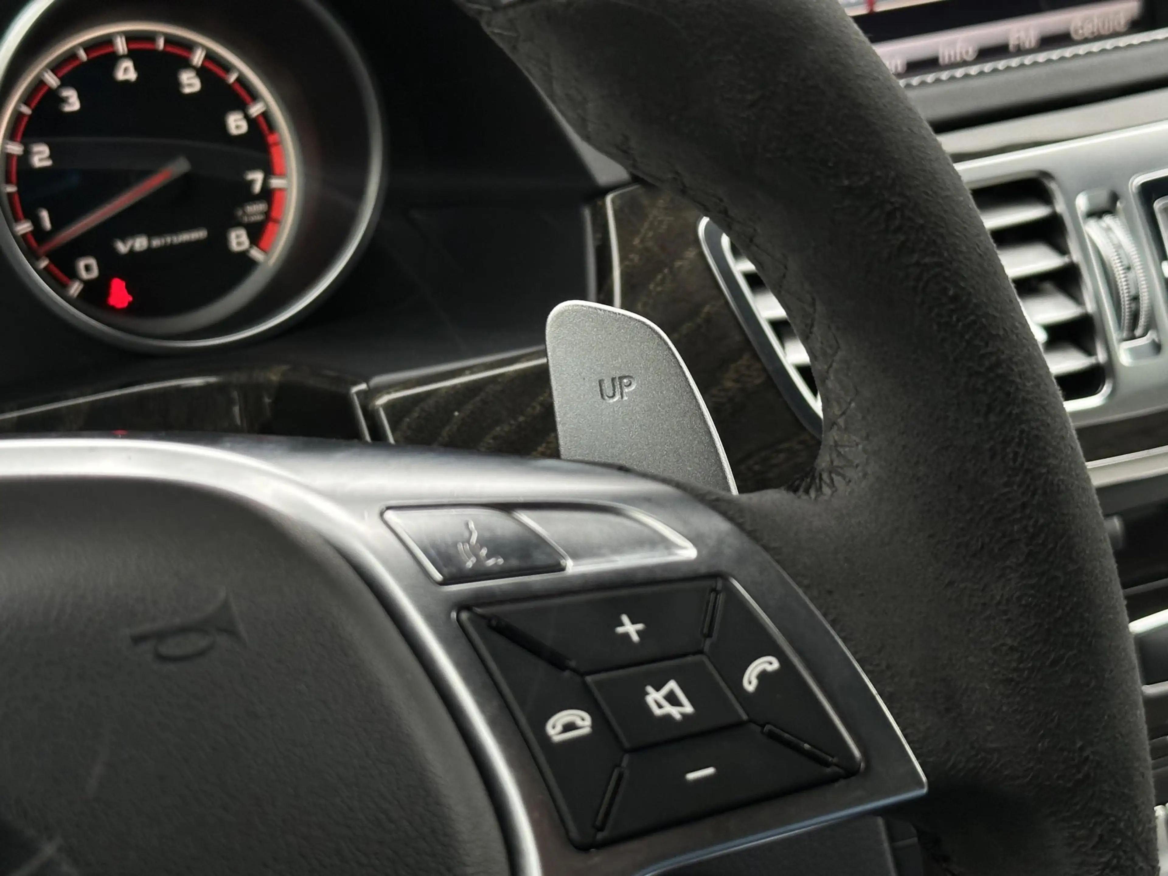 Mercedes-Benz E 63 AMG Estate S 4MATIC Adapt. Cruise B&O Nappa Leder Mult — photo 24