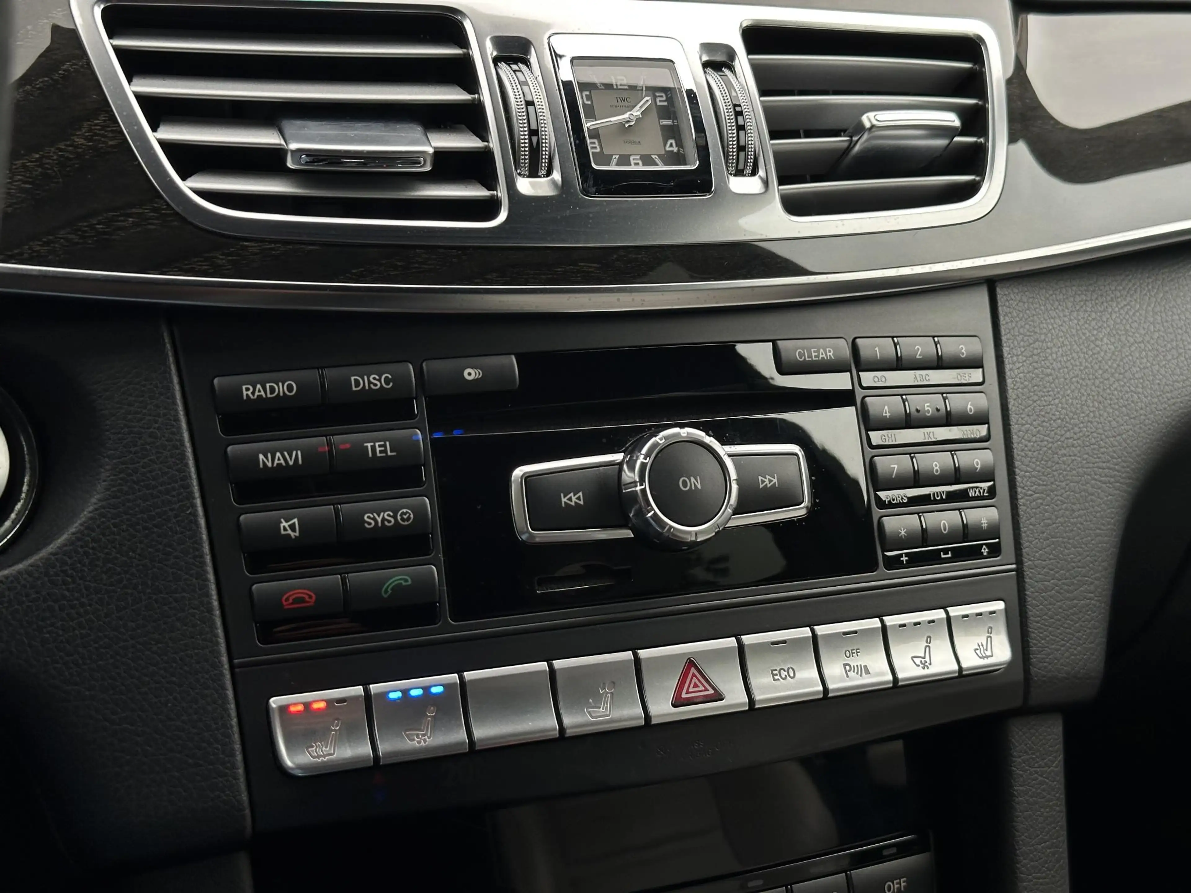 Mercedes-Benz E 63 AMG Estate S 4MATIC Adapt. Cruise B&O Nappa Leder Mult — photo 29