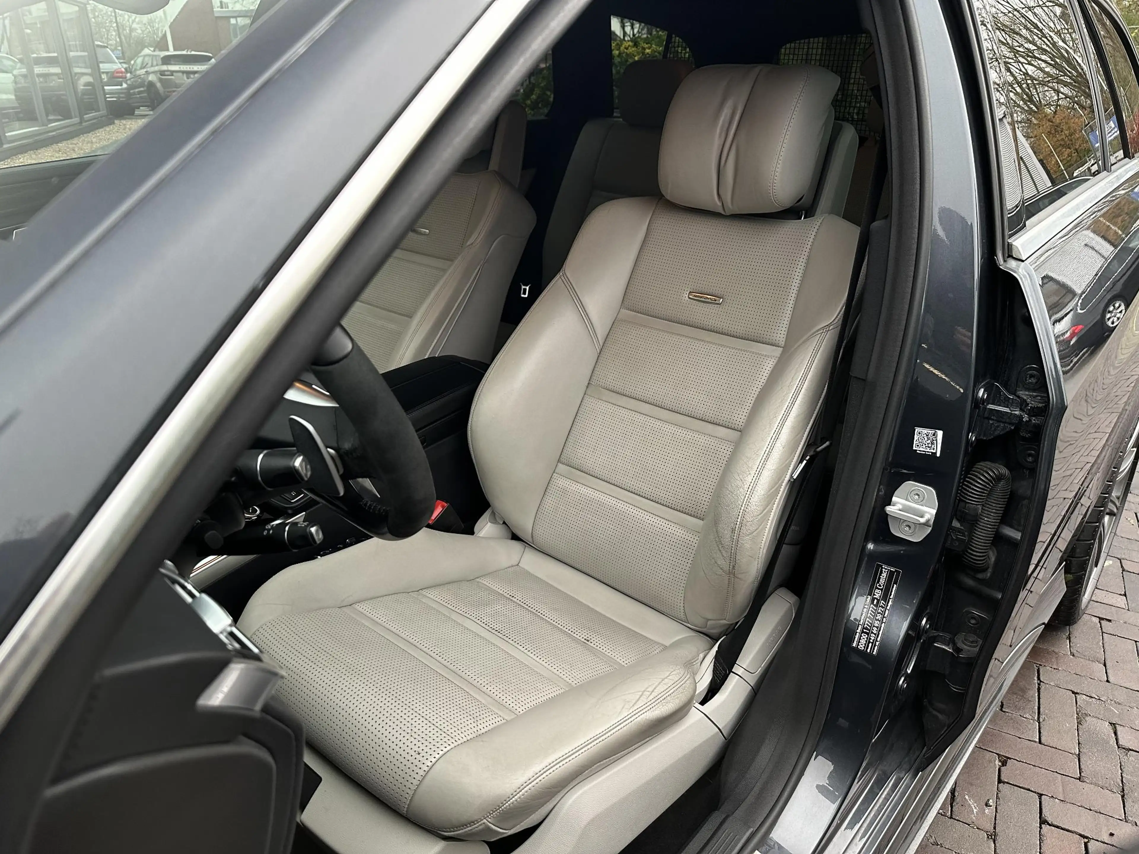 Mercedes-Benz E 63 AMG Estate S 4MATIC Adapt. Cruise B&O Nappa Leder Mult — photo 4