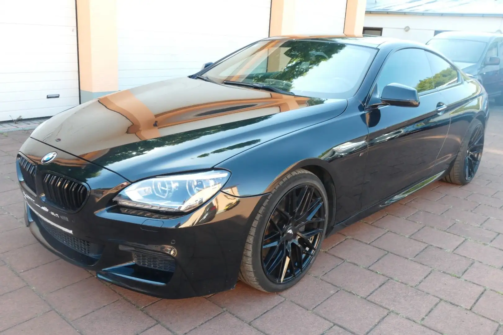 BMW 640 Baureihe 6 Coupe 640 d Schwarz - 1