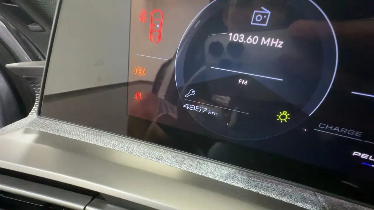 Peugeot 3008 1.2 hybrid GT 145cv e-dcs6, миниатюра 21
