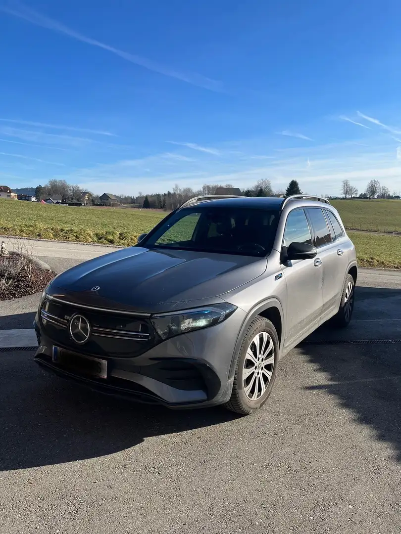 Mercedes-Benz EQB 350 EQB 350 4MATIC Black Line siva - 1