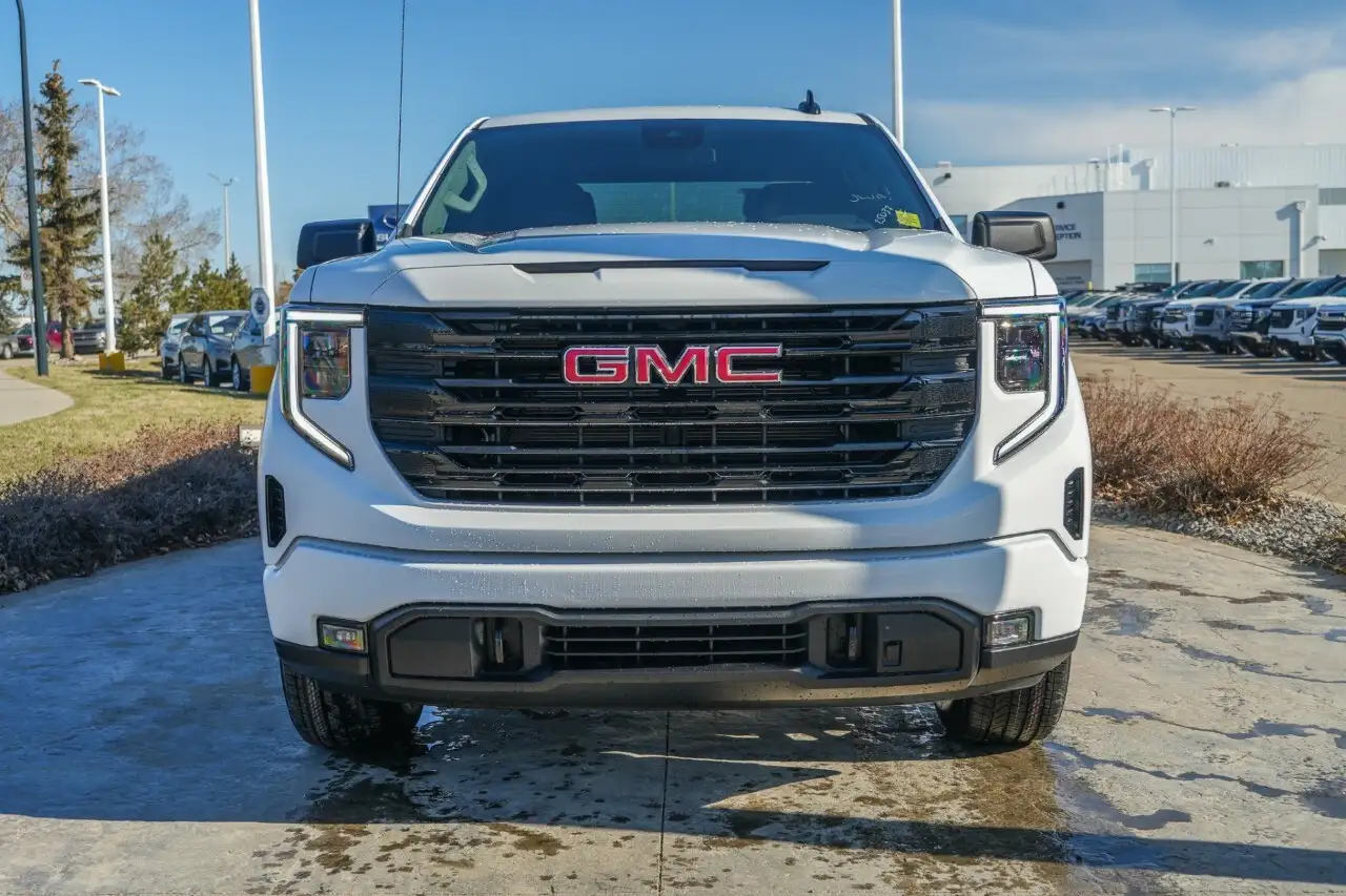 GMC Sierra 1500 снимка GMC Sierra 1500
