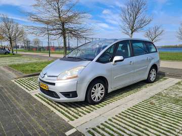 1.8-16V Ambiance 7p.