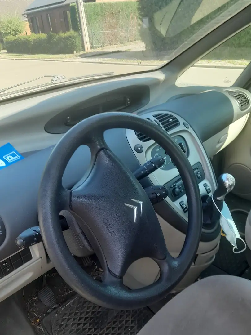 Citroen Xsara Picasso Xsara Picasso 1.6i Tentation Beige - 2