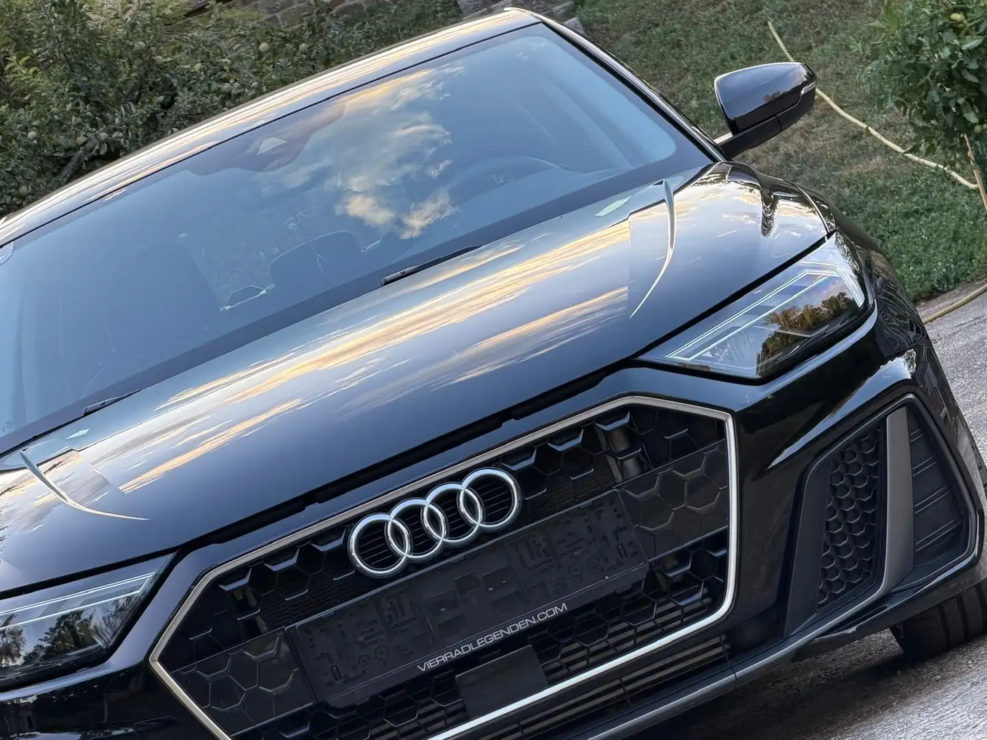 Audi A1 SB 40 TFSI S-line S-tronic Schwarz - 1