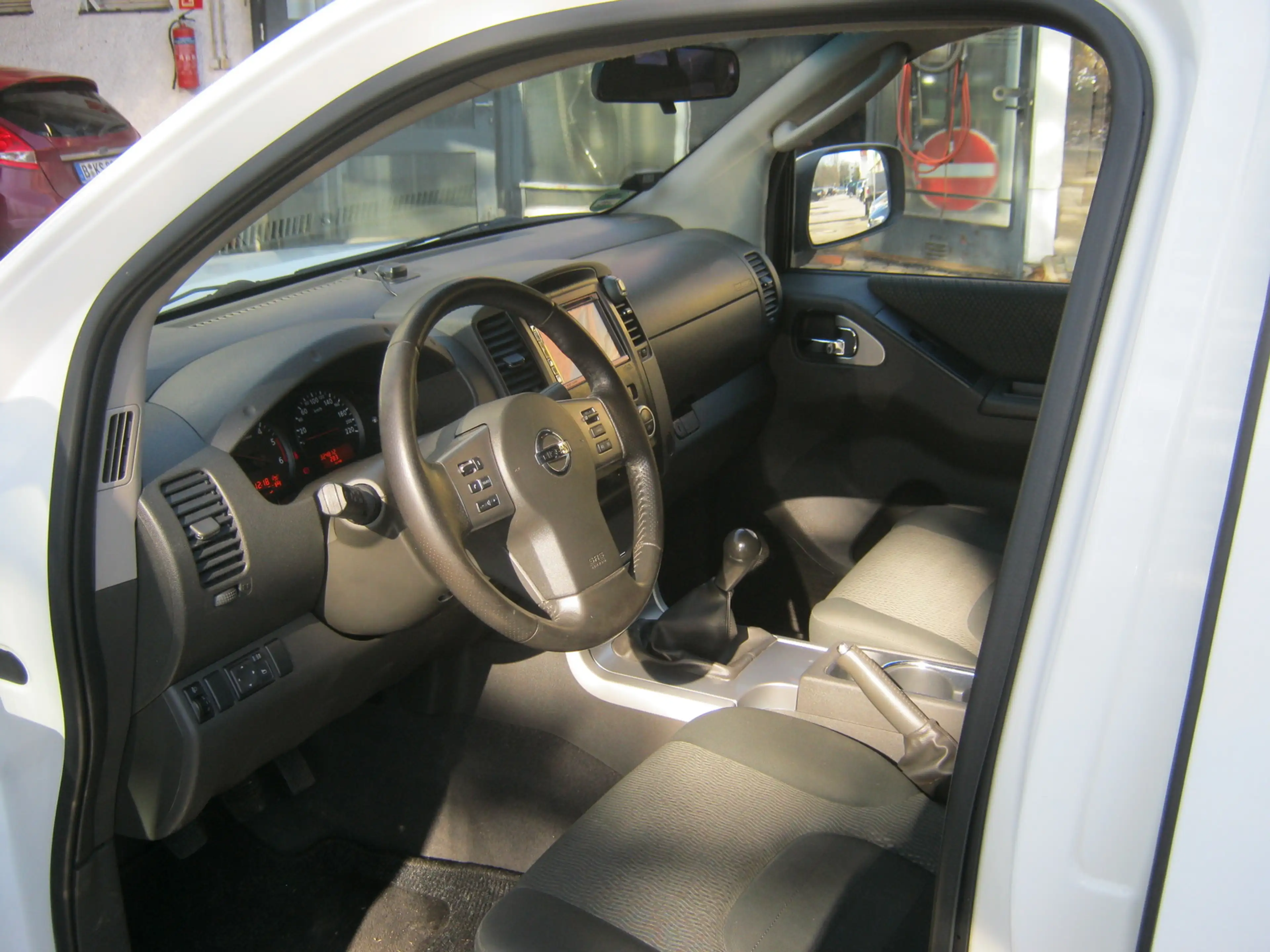 Nissan Navara 2.5 dCi Double Cab LKW-ZUL./TOPZUSTAND ! — photo 7