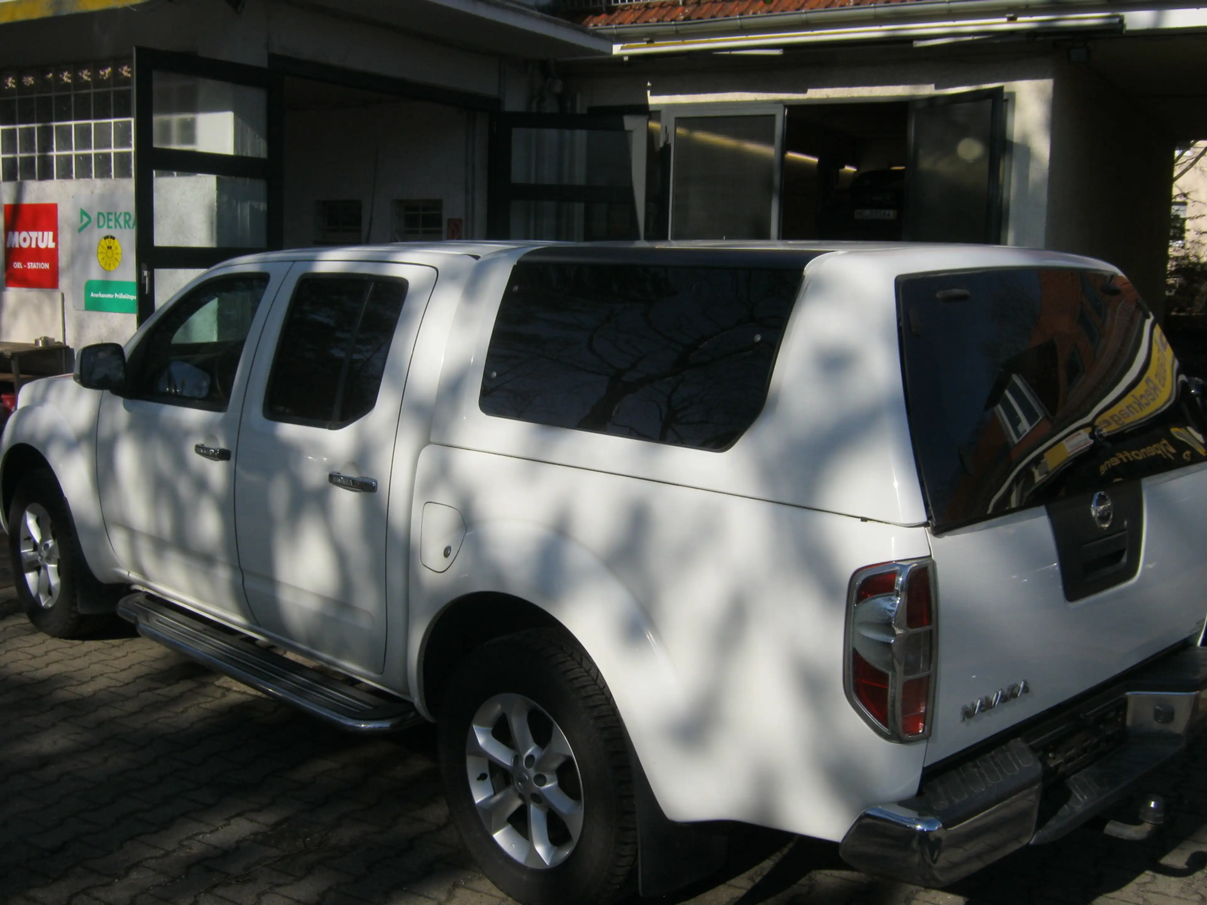 Nissan Navara 2.5 dCi Double Cab LKW-ZUL./TOPZUSTAND ! — photo 4