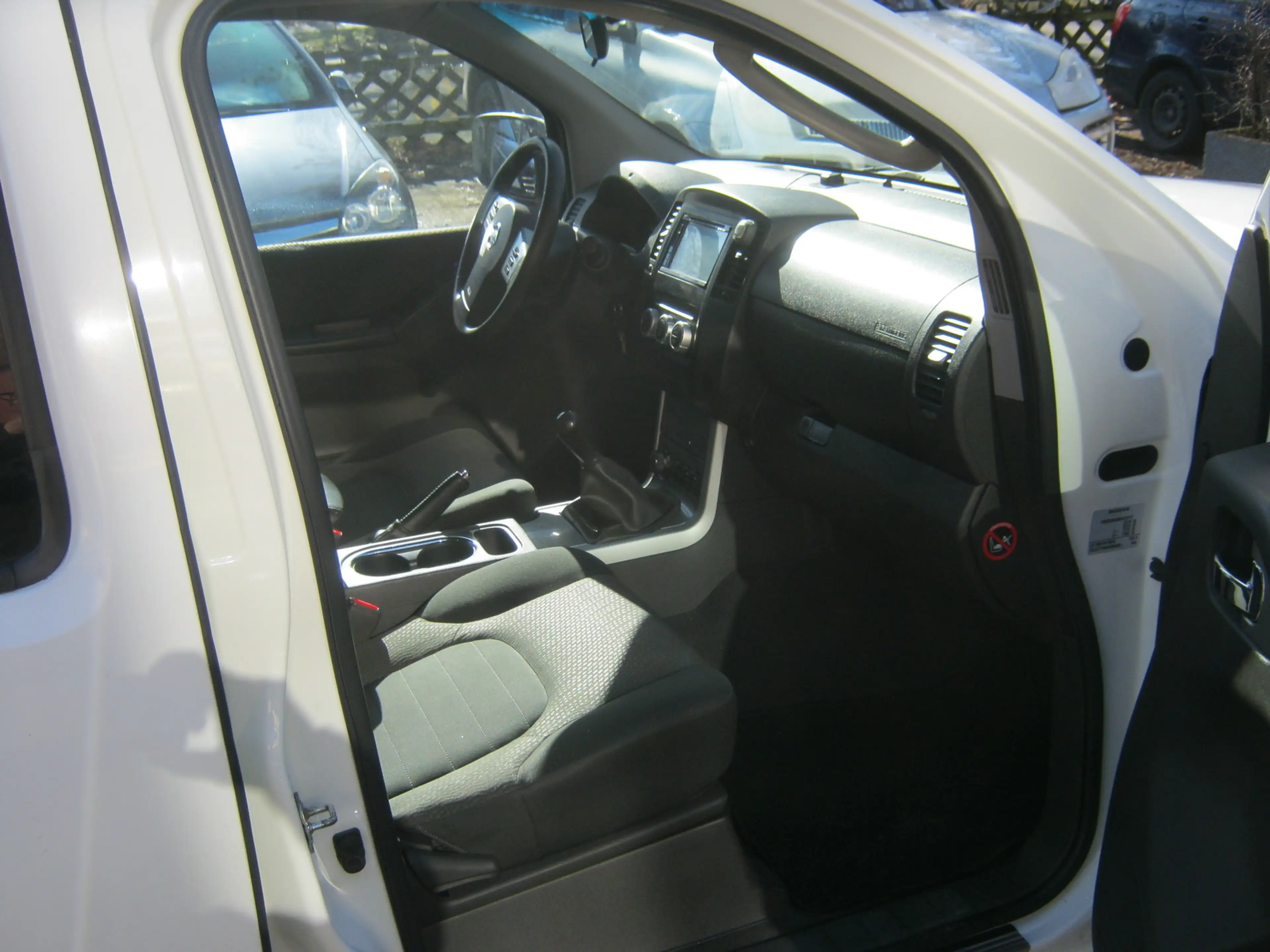 Nissan Navara 2.5 dCi Double Cab LKW-ZUL./TOPZUSTAND ! — photo 8