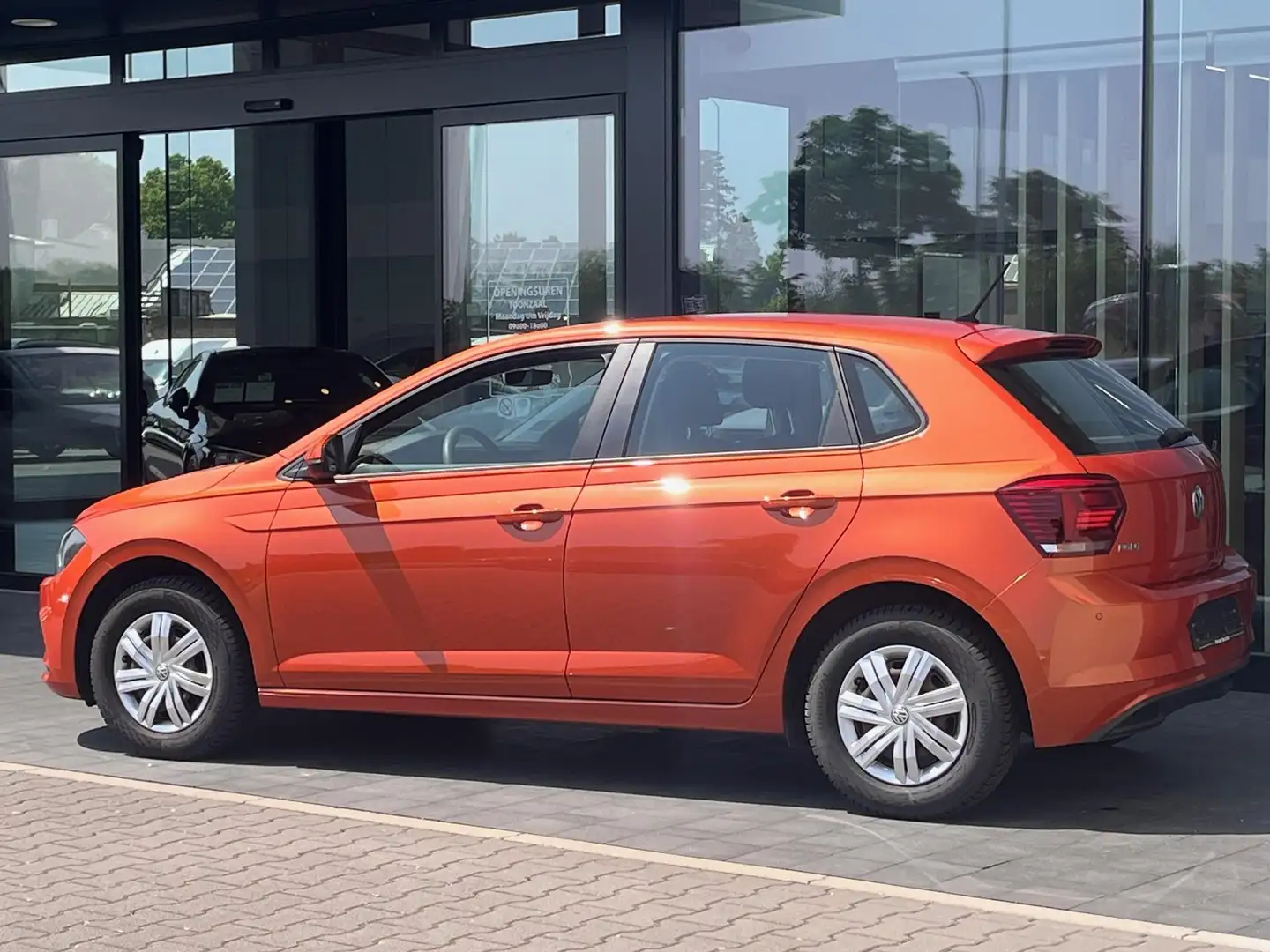 Volkswagen Polo 1.0 55kW Beats Oranje - 2