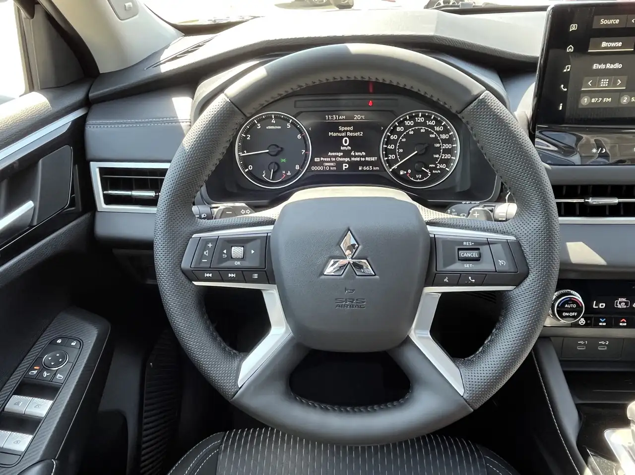 Mitsubishi Outlander fotografie Mitsubishi Outlander