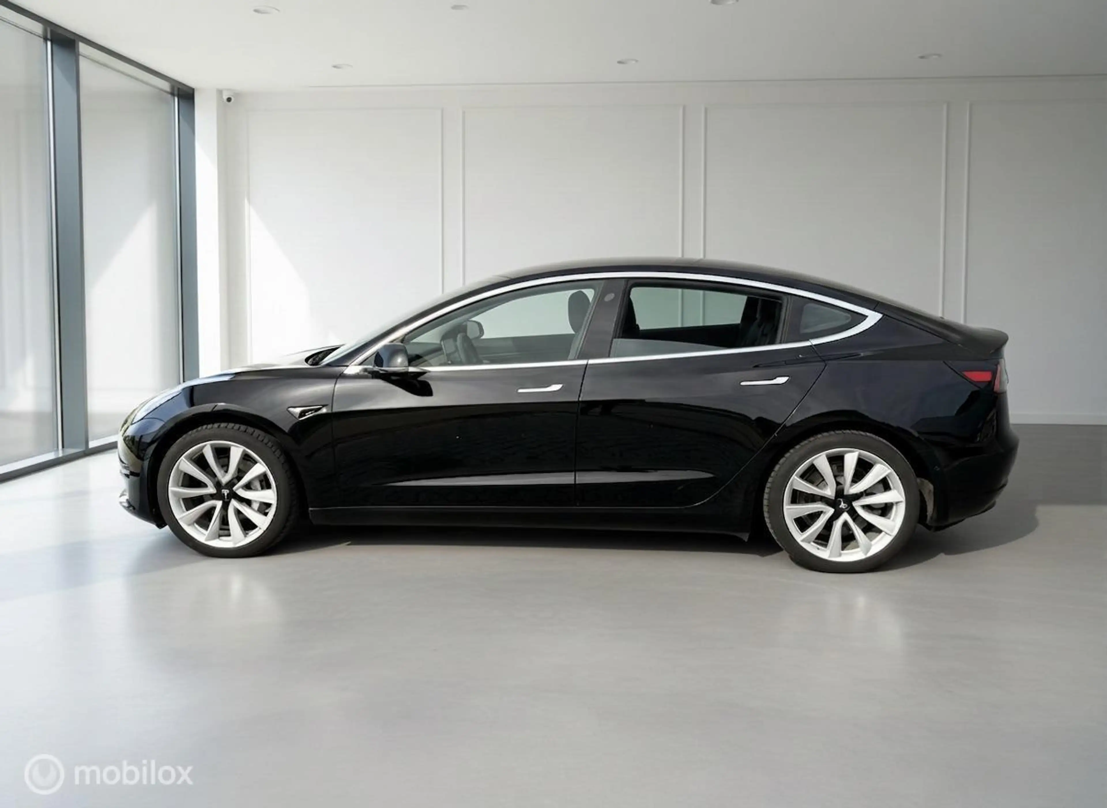 Tesla Model 3 Long Range AWD | 75 kWh | SOH 82% | MOBA | Autopil — photo 5