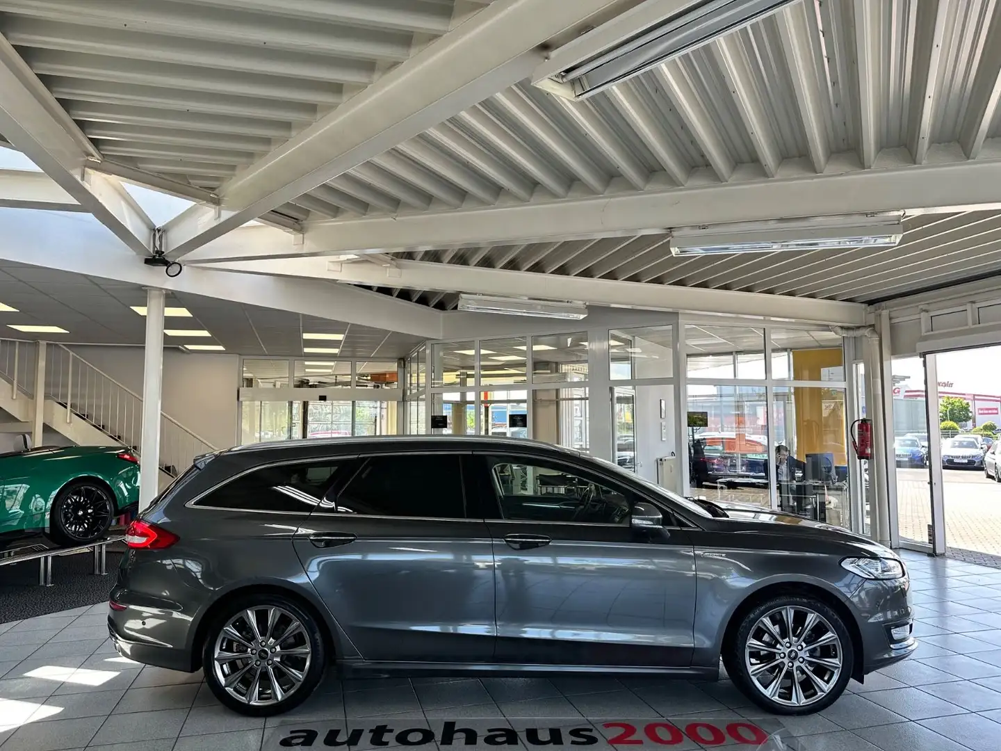 Ford Mondeo Turnier 2.0 Vignale AUT./LED/CAM/PANO. Grigio - 2