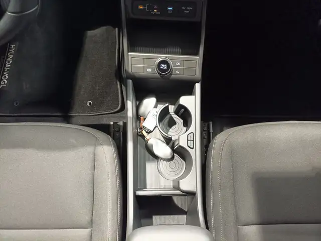 Hyundai Kona view 13