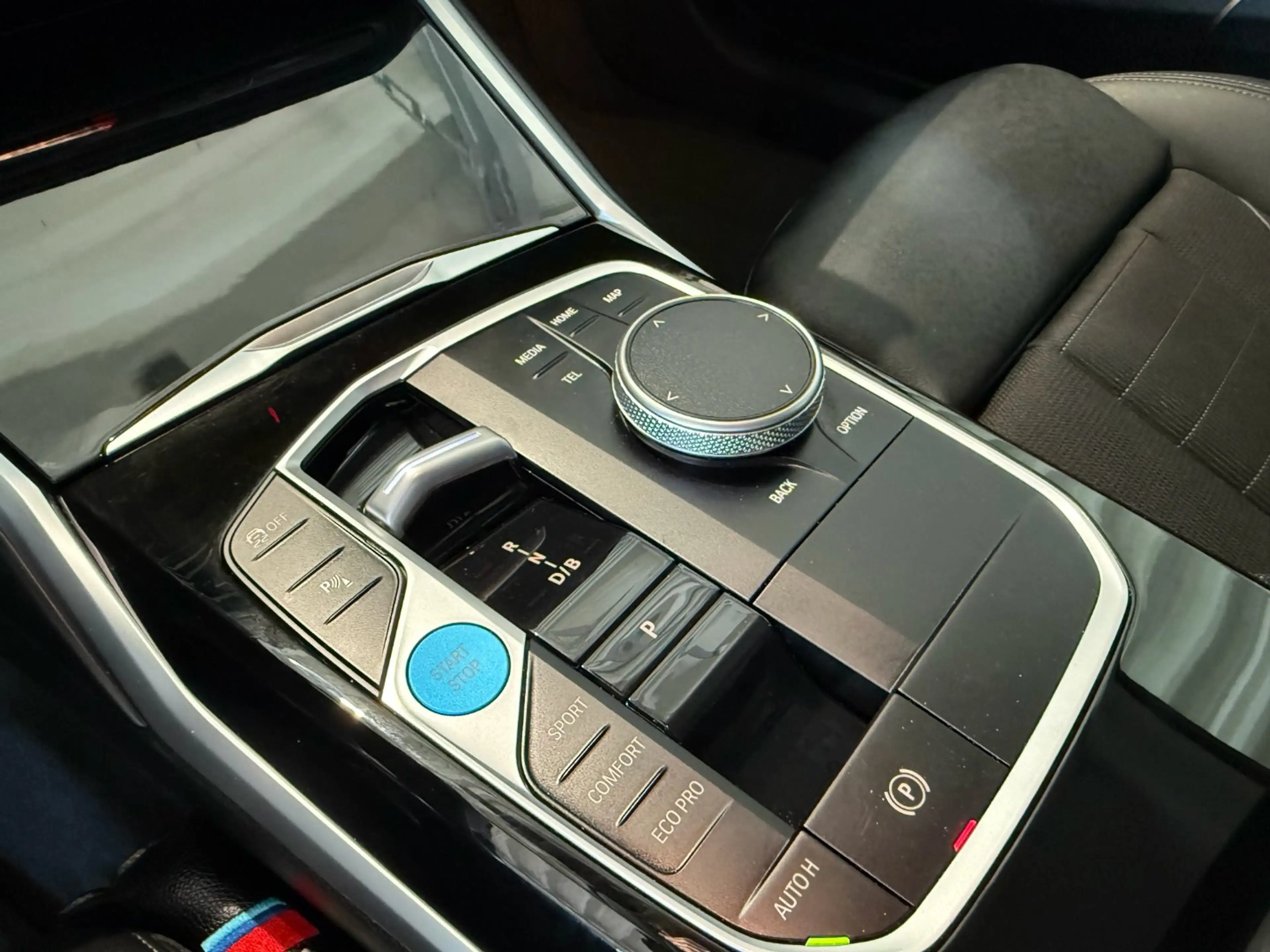 BMW i4 40 eDrive*NAVI*Sitzheizung — photo 15