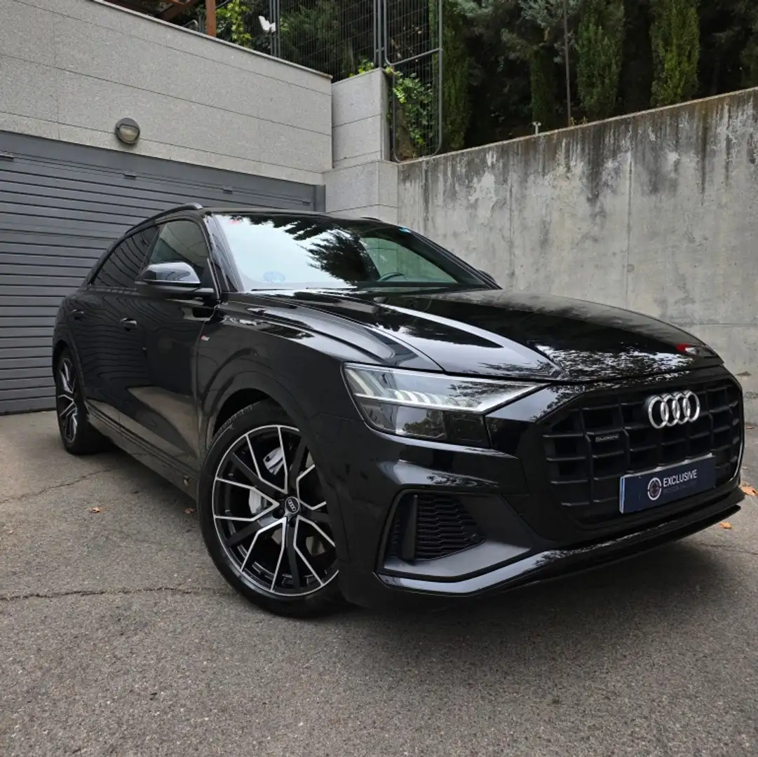 Audi Q8 55 TFSIe Black line plus quattro Noir - 2