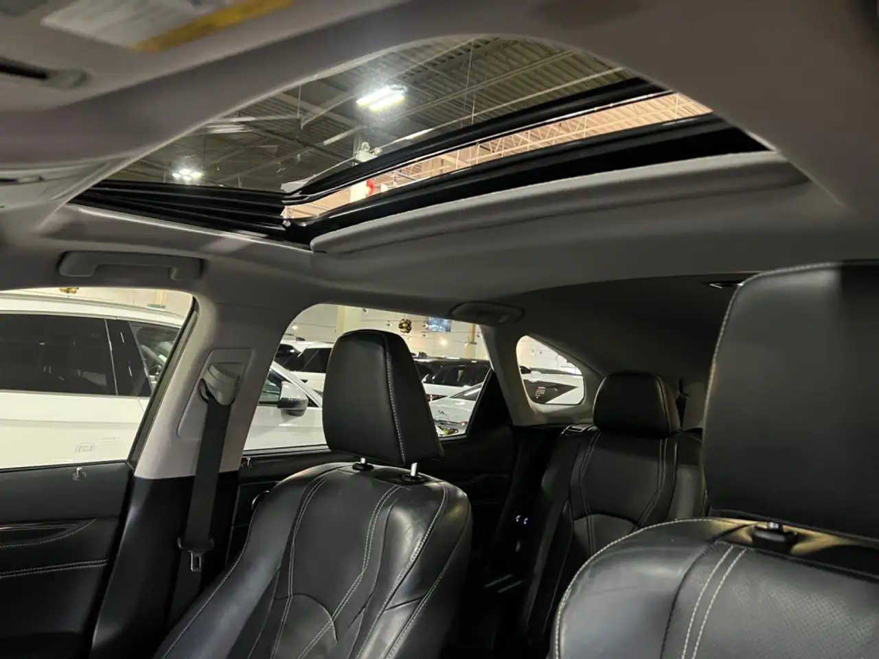 Lexus RX fotografie Lexus RX