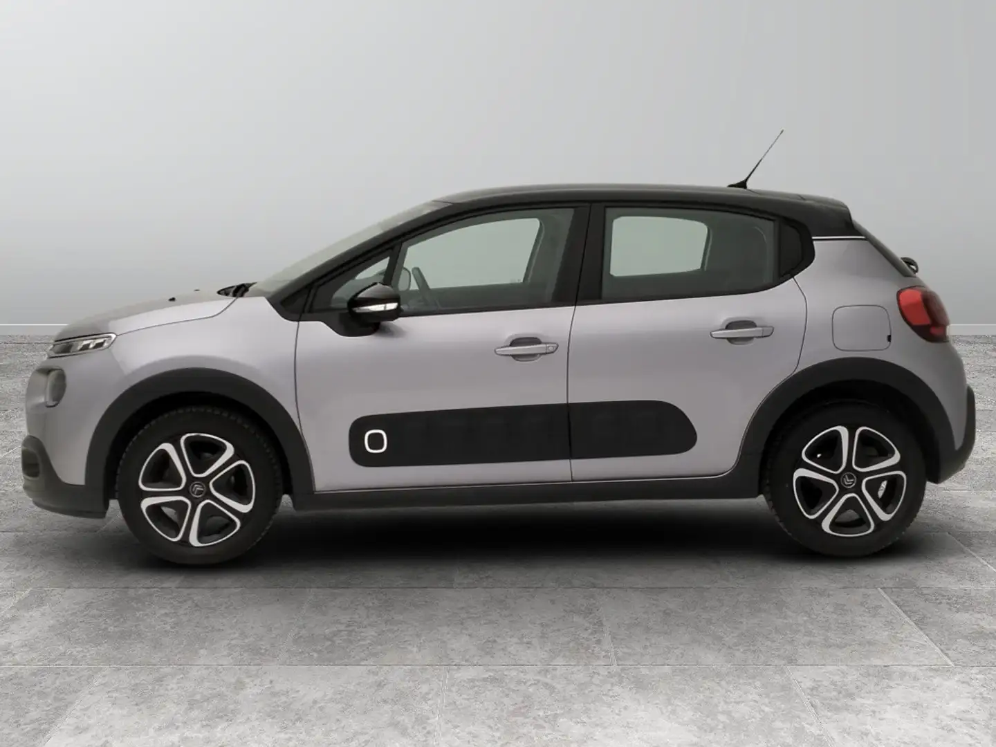 Citroen C3 1.2 PureTech Shine Argent - 2