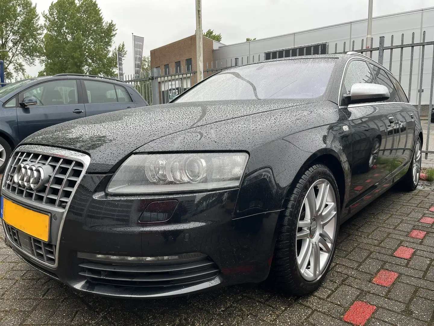 Audi S6 Avant 5.2 FSI Pro Line Czarny - 1