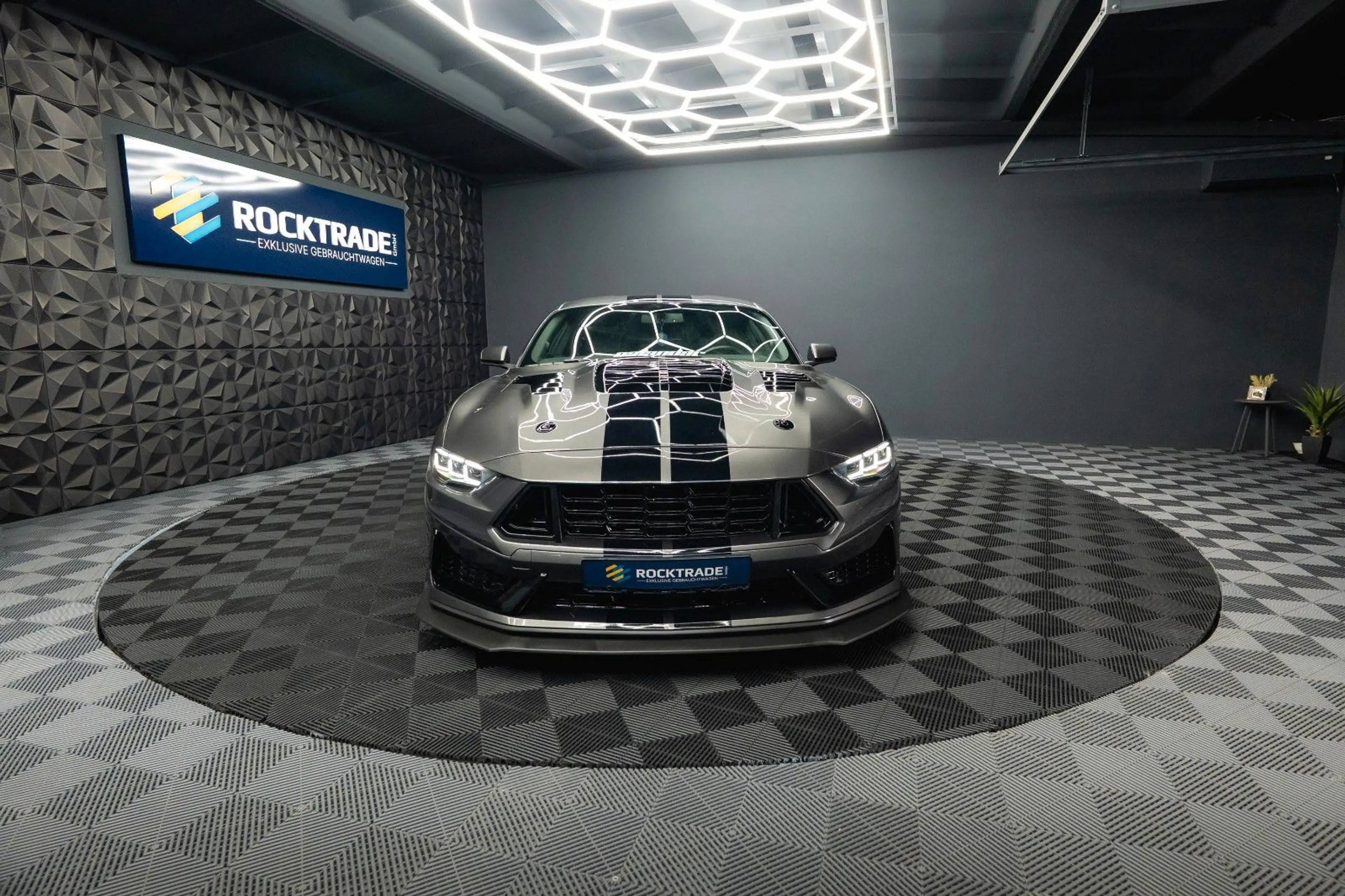 Ford Mustang Shelby GT 500 5.0 V8 Performance 6-Gang — photo 3