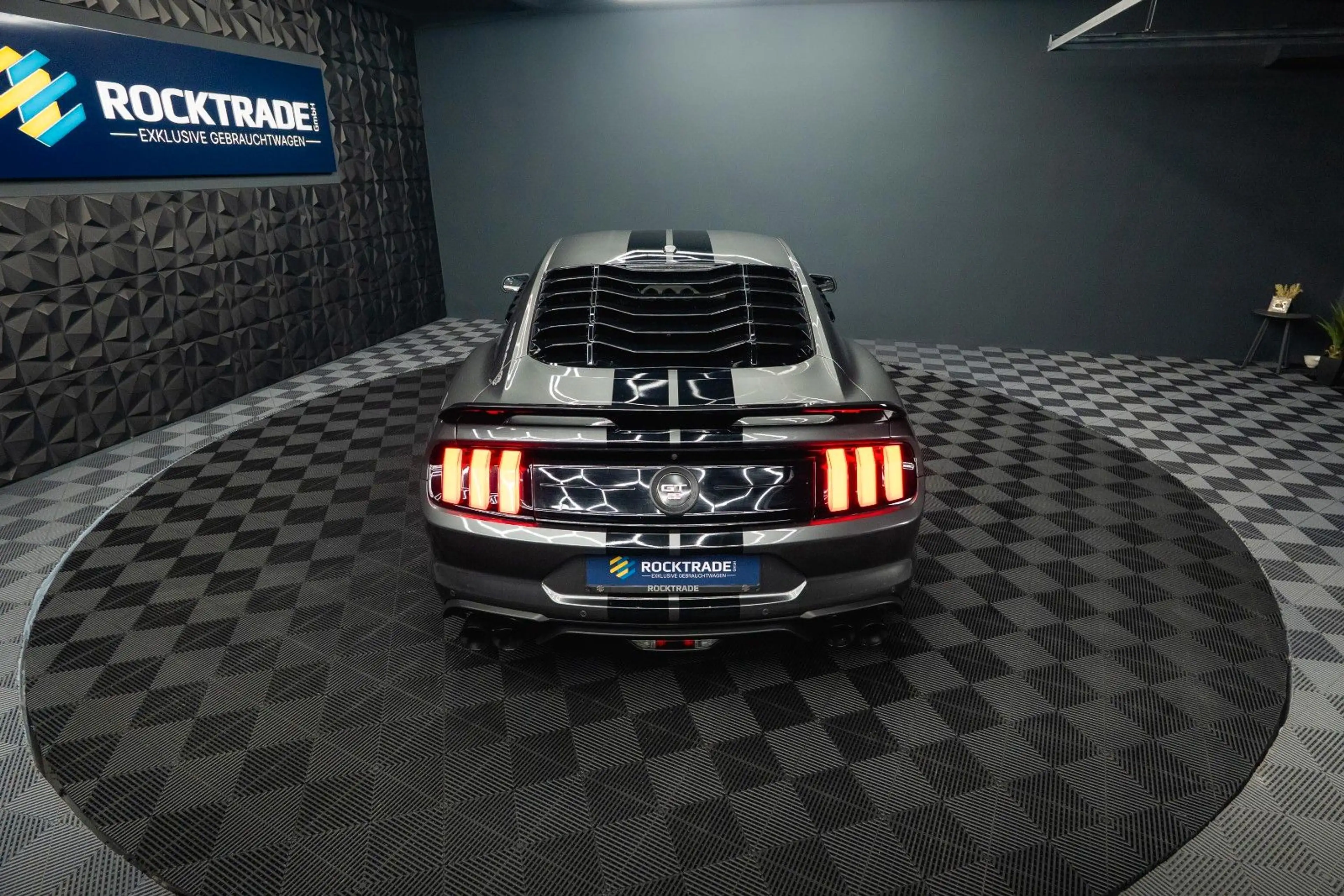 Ford Mustang Shelby GT 500 5.0 V8 Performance 6-Gang — photo 11