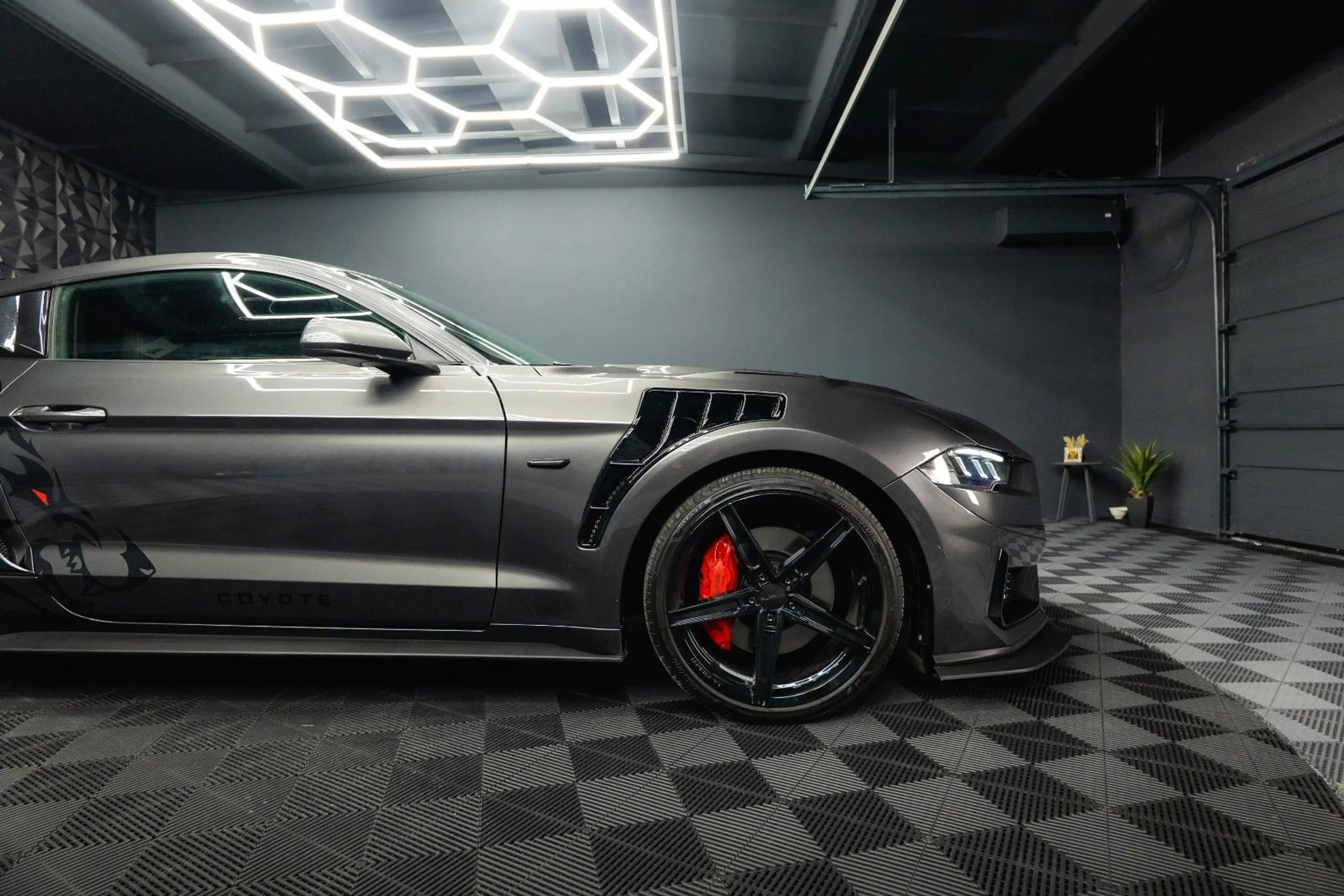 Ford Mustang Shelby GT 500 5.0 V8 Performance 6-Gang — photo 7