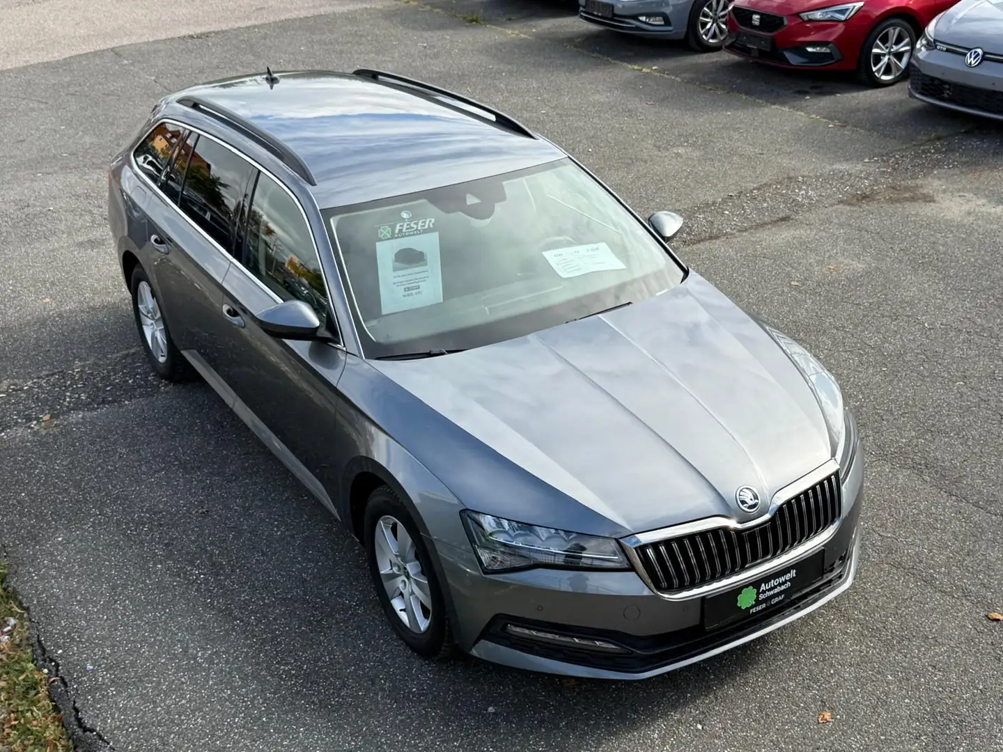 Skoda Superb Combi 2.0 TDI DSG LED APP AHK ACC Gris - 1