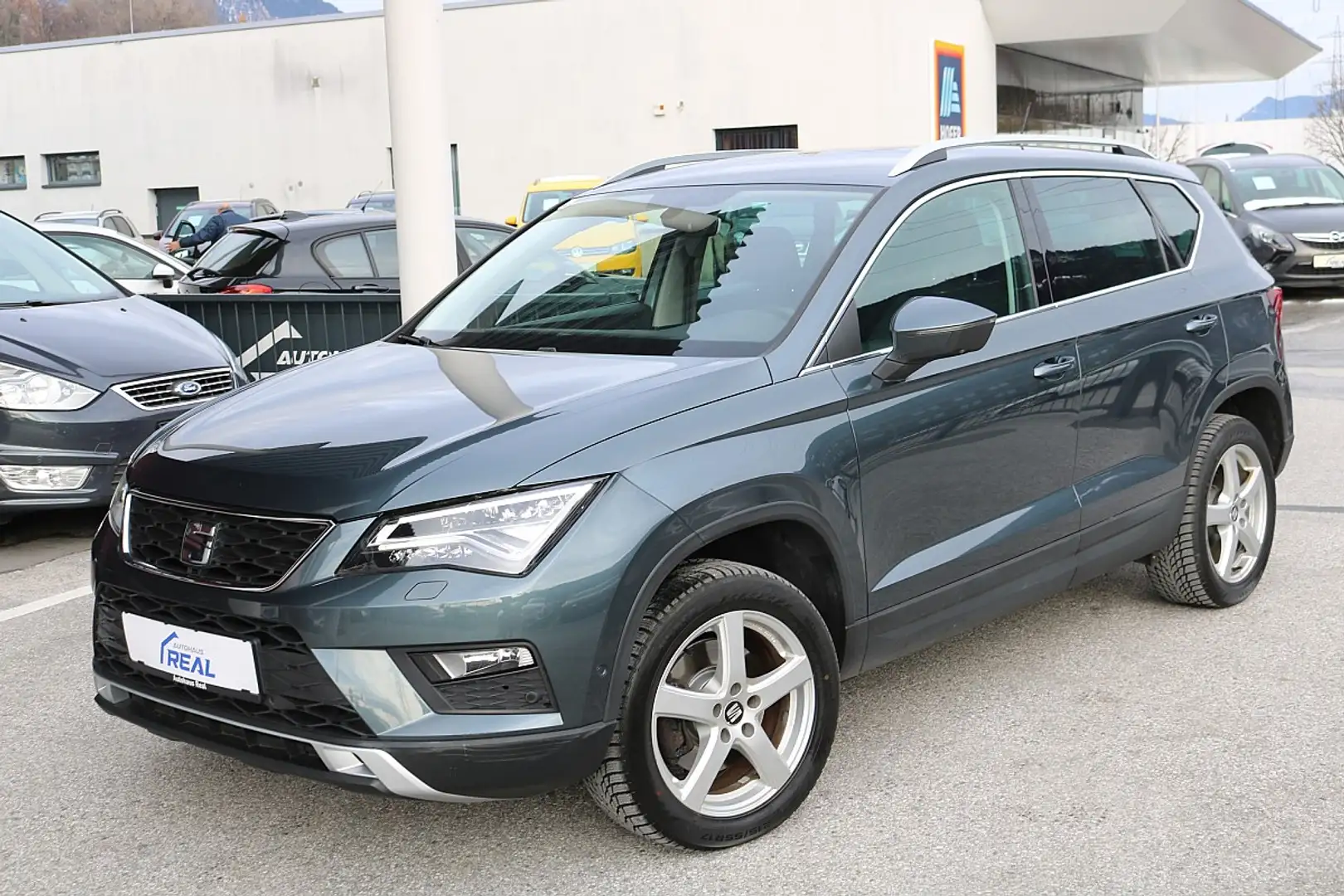 SEAT Ateca 2,0 Style 4WD TDI Grau - 2