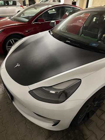 Tesla Model 3 Langstreckenbatt. Allradantrieb Dual Motor Perform