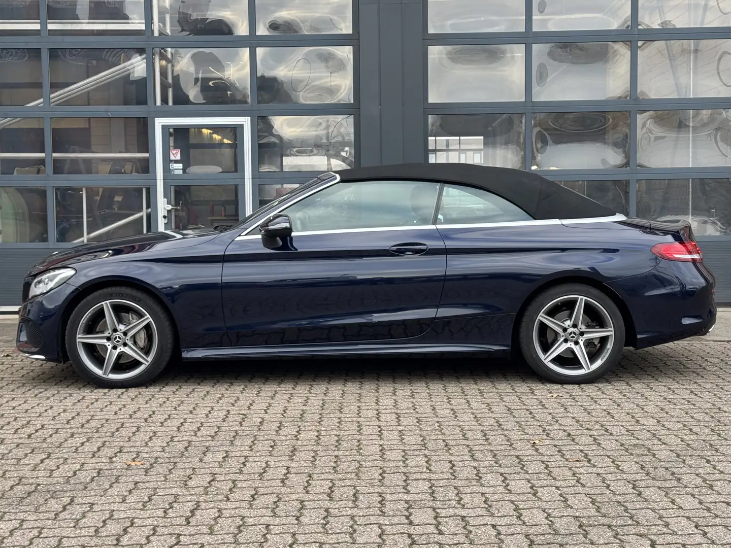 Mercedes-Benz C 200 C Cabrio 4-Matic Premium Plus Pack | AMG Line | Co Blu/Azzurro - 2