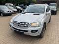 Mercedes-Benz ML 320 ML -Klasse Silber - thumbnail 2