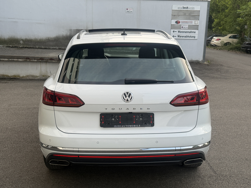 Volkswagen Touareg Elegance LED ACC Virtual Pano Belüftung — photo 5
