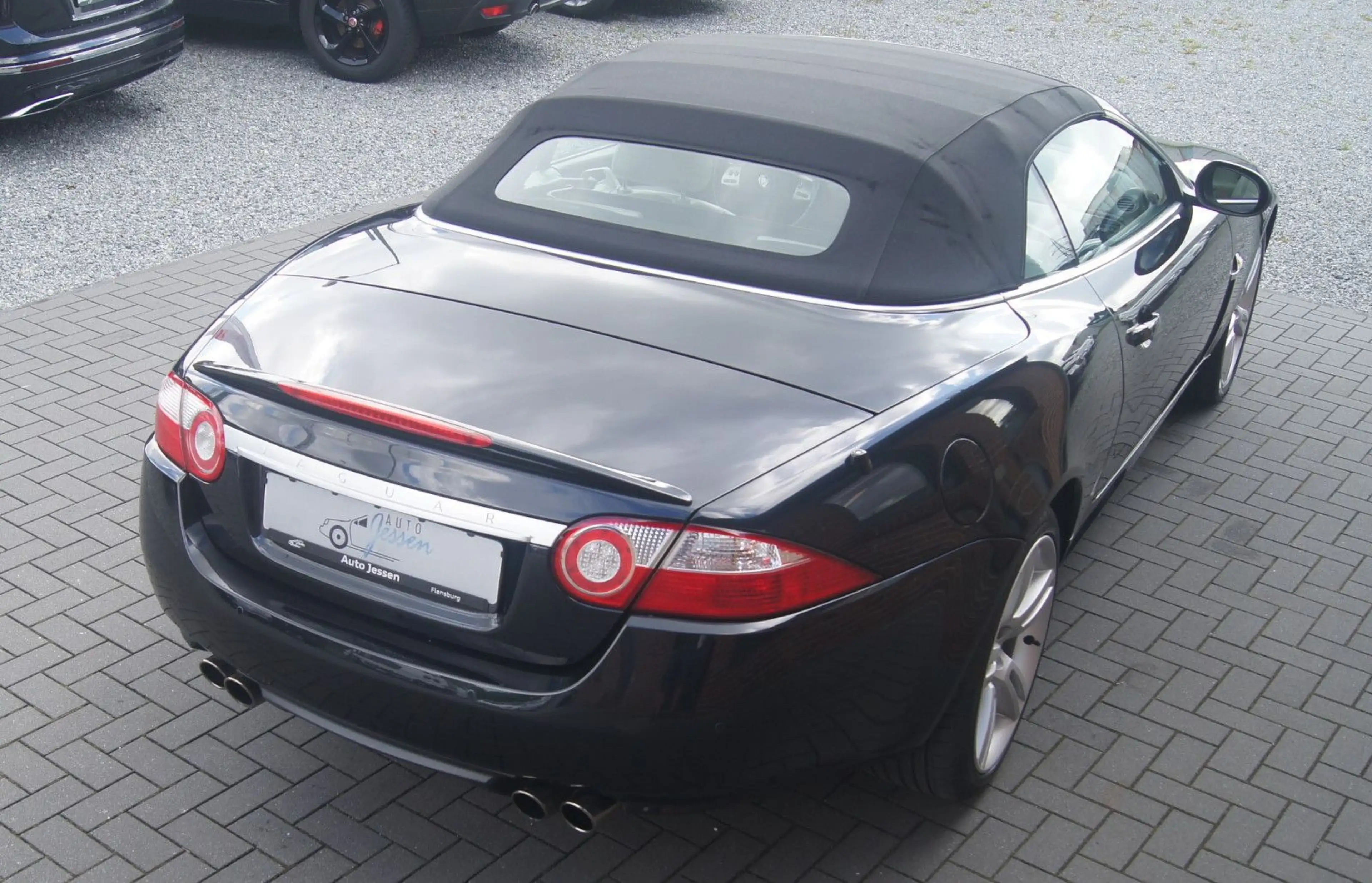 Jaguar XK R 4.2 V8 Cabrio Aut. Navi/Leder/Temp/Shz/PDC — photo 14