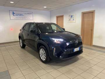 1.5 Hybrid 5p. E-CVT AWD-i Business