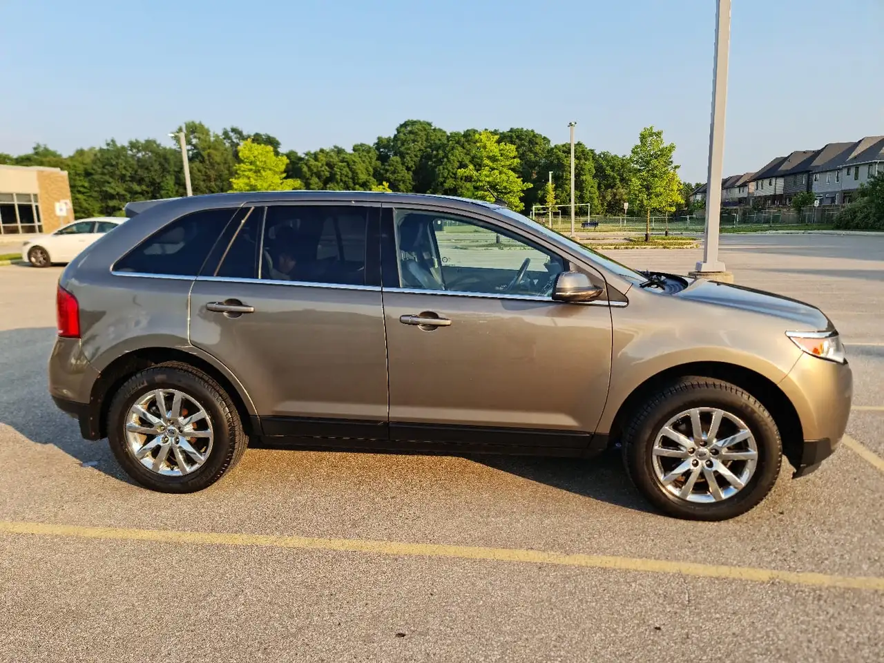 Ford Edge снимка Ford Edge