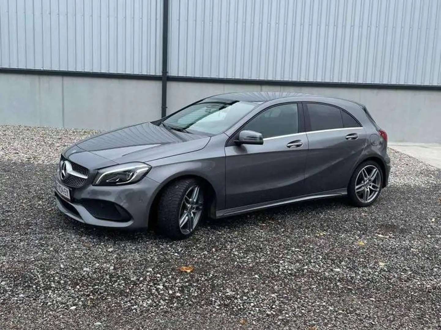 Mercedes-Benz A 180 CDI (W176) Grau - 2