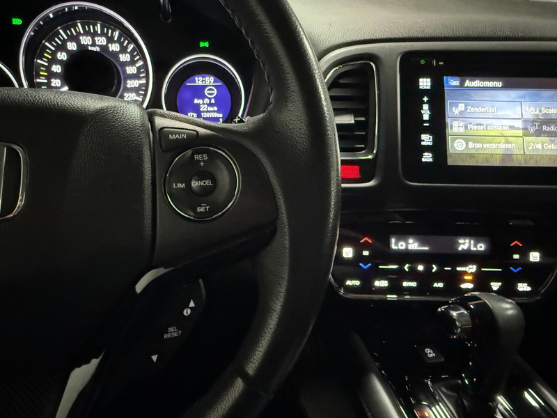 Honda HR-V 1.5 i-VTEC Elegance Autom Navigatie NL Auto! NAP 2 — photo 15