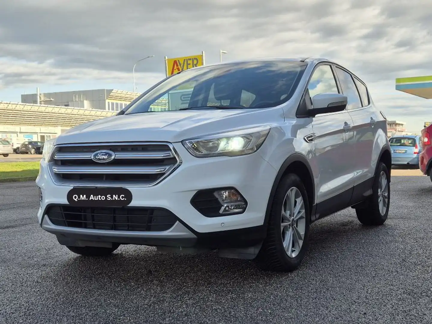 Ford Kuga 1.5 TDCI 120 CV S&S 2WD Powershift Edition Blanc - 2