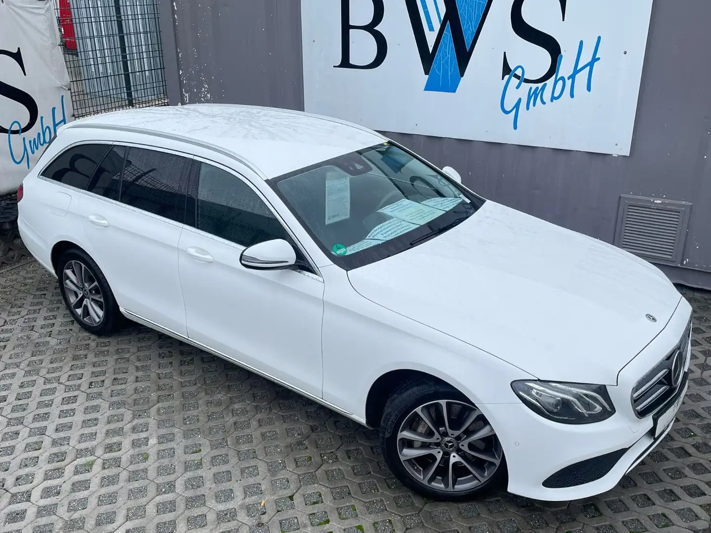 Mercedes-Benz E 400 d T 4M Avantg./AHK/Luft/Distr./Park*Totw. Weiß - 2
