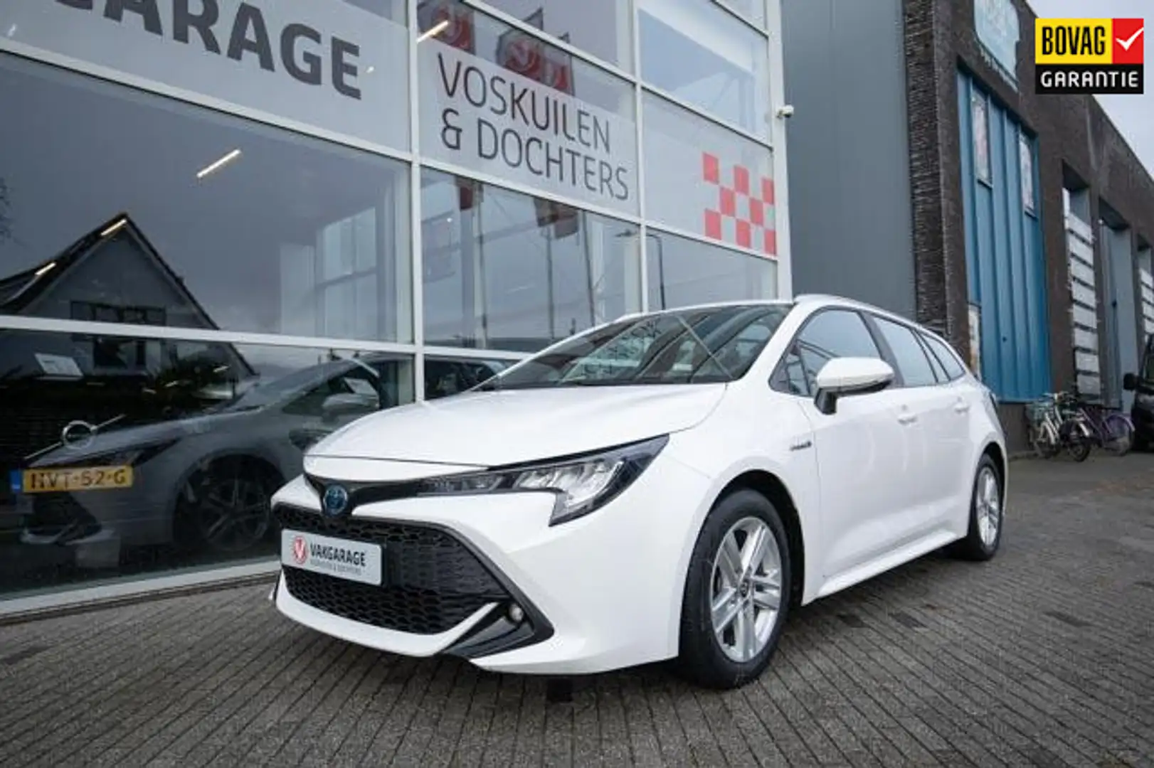 Toyota Corolla Touring 1.8 Hybrid Business |Apple Carplay| Navi | Blanc - 1