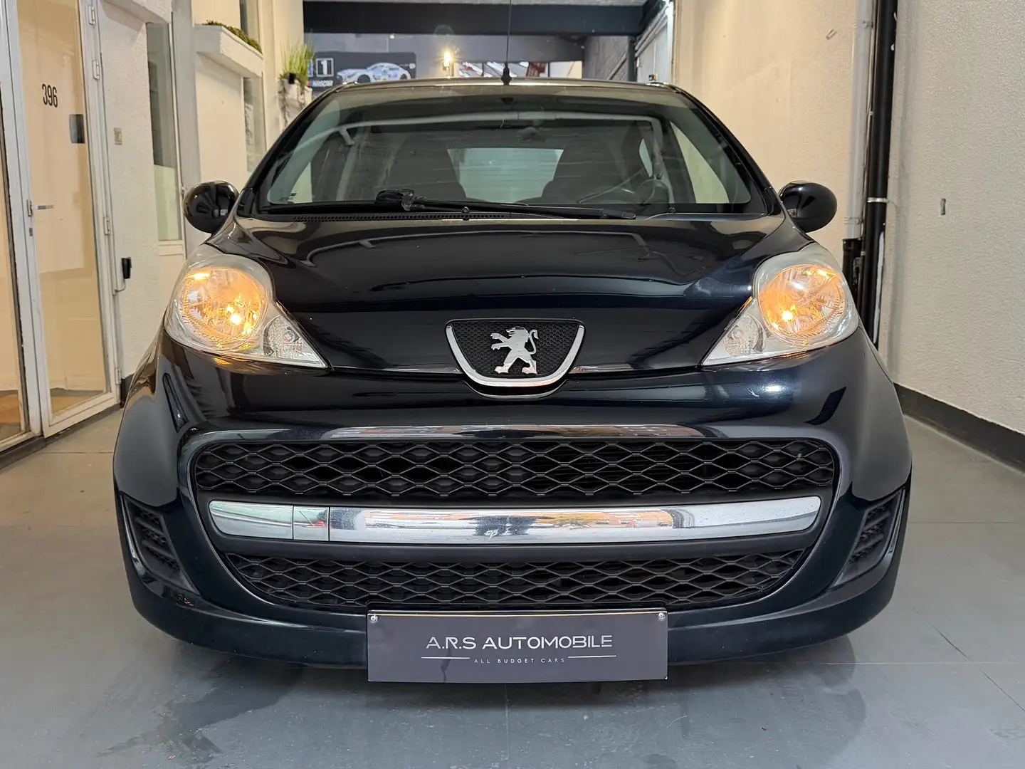 Peugeot 107 1.0i - Airco - Euro5 - 5 portes - Garantie 12mois Zwart - 2