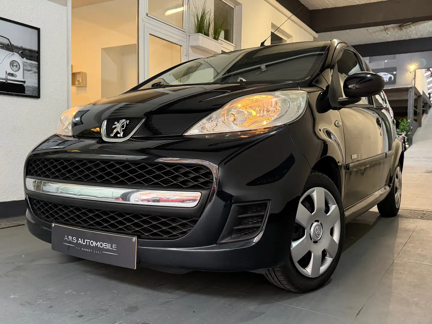 Peugeot 107 1.0i - Airco - Euro5 - 5 portes - Garantie 12mois Zwart - 1