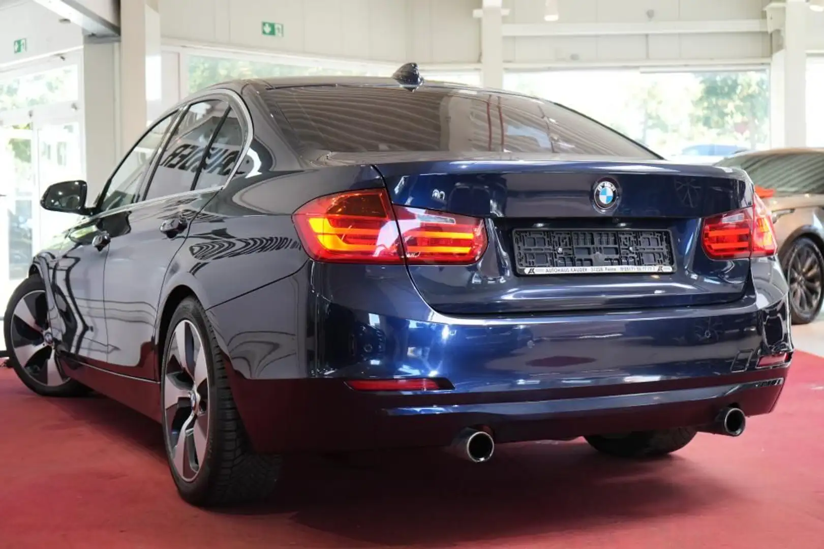 BMW 335 M Sport *LED*LEDER*Navi*Kamera* Blu/Azzurro - 2