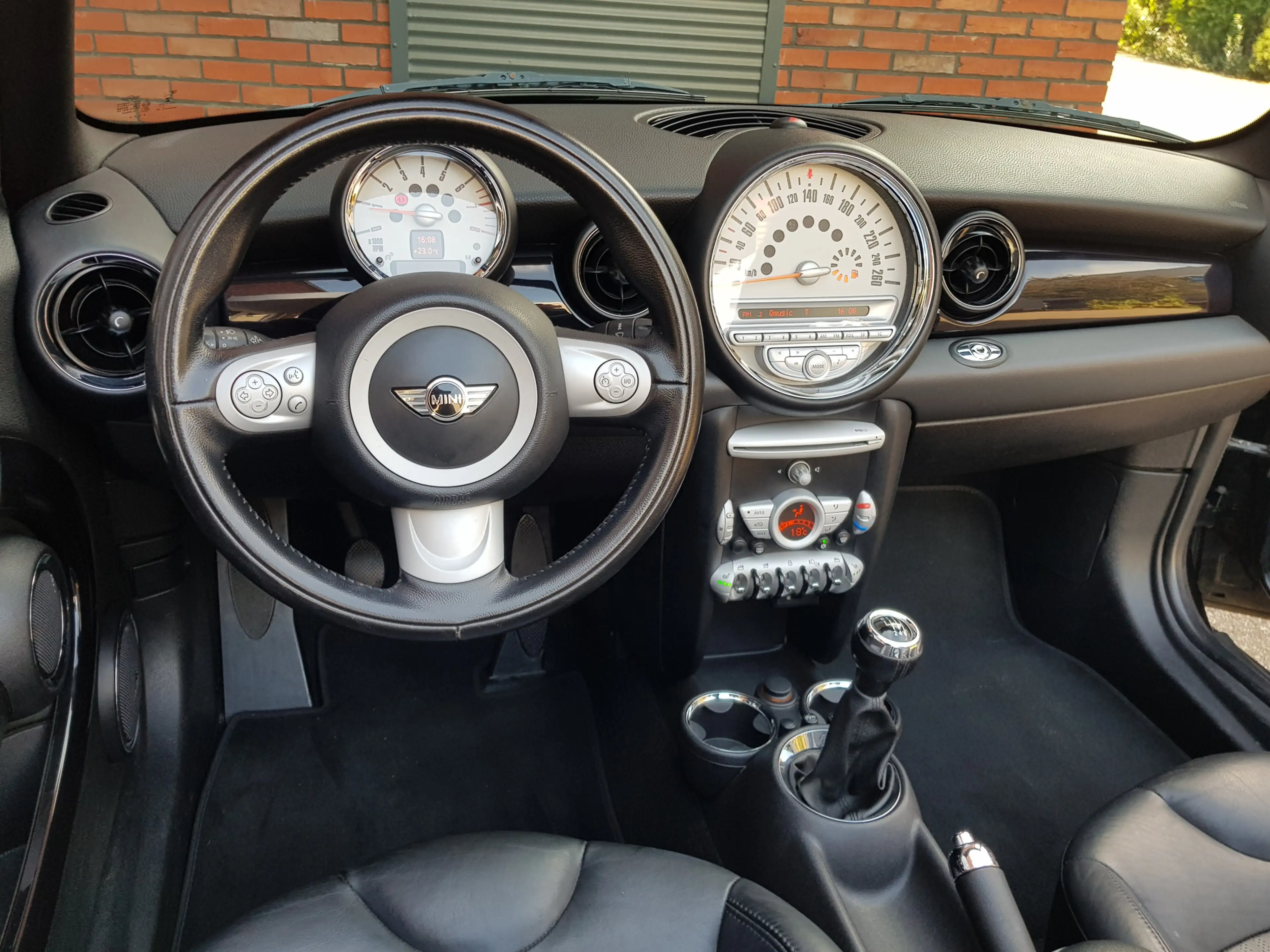 MINI Cooper Cabrio 154.758Km Leder Ecc Xenon Cruise — photo 10