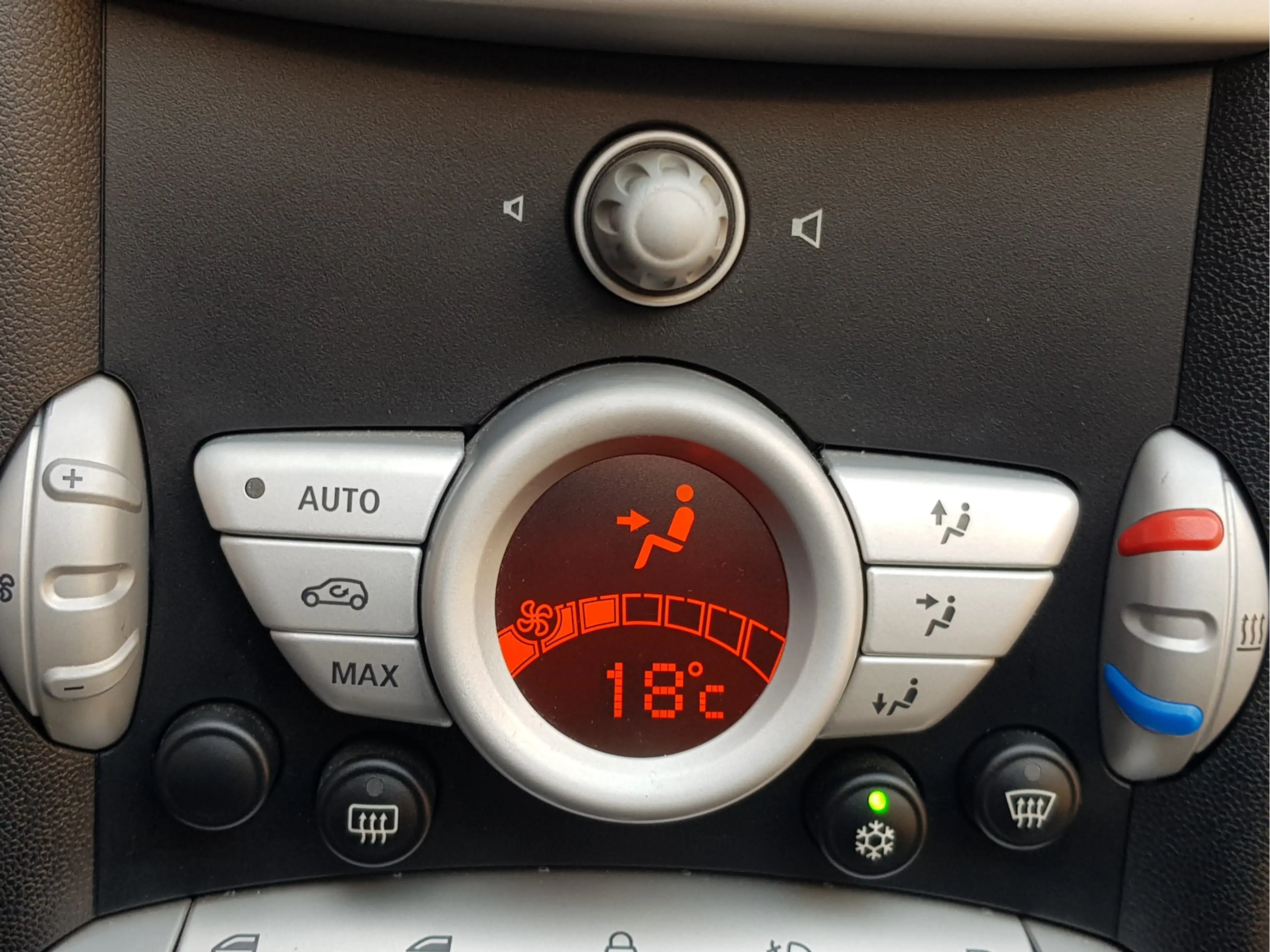 MINI Cooper Cabrio 154.758Km Leder Ecc Xenon Cruise — photo 25