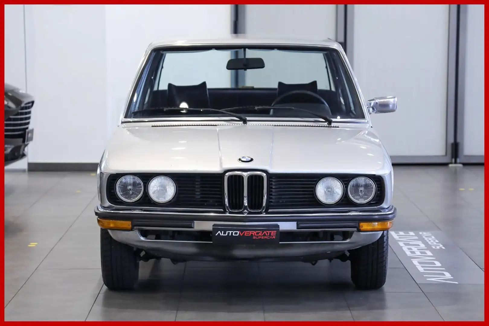 BMW 518 ITALIANA - UNI. PROP. Grijs - 2