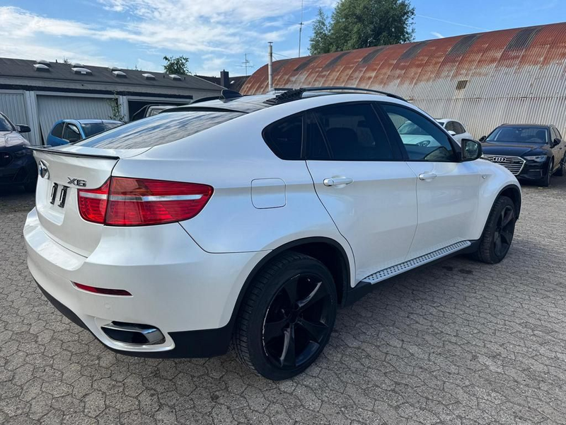 BMW X6 xDrive 40d — photo 3