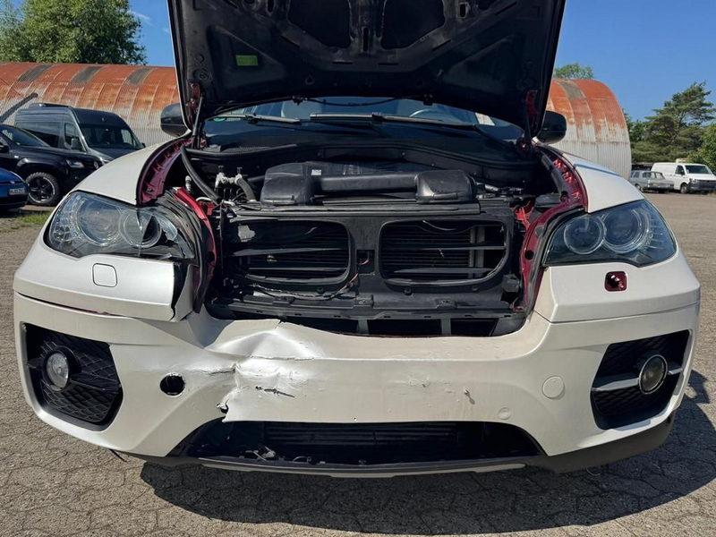 BMW X6 xDrive 40d — photo 9
