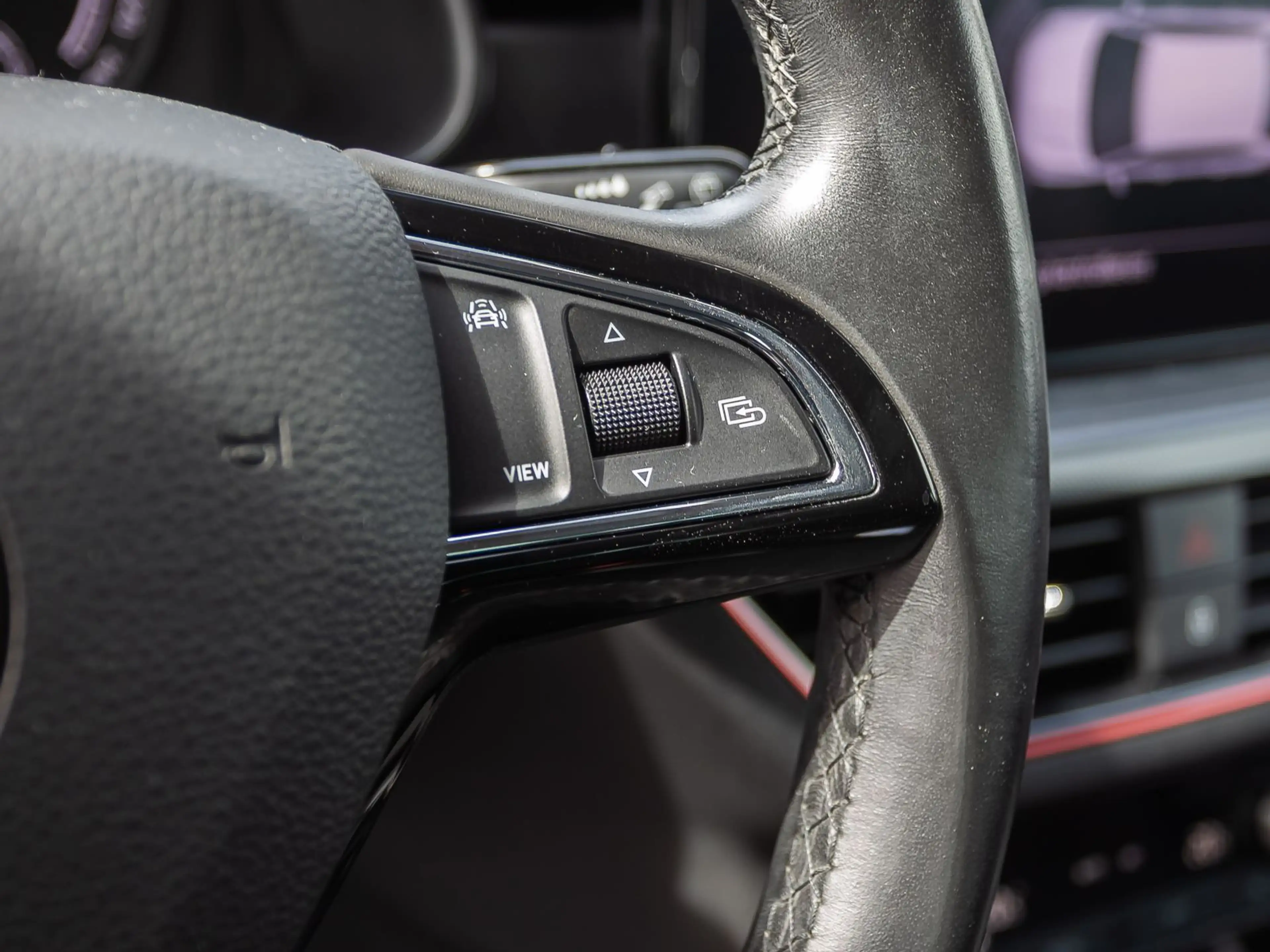 Skoda Scala Ambition 1.0TSI LED EPH KESSY CarPlay — photo 15